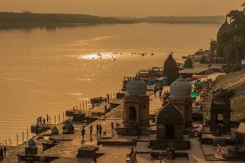 Maheshwar Fort and Narmada Ghat